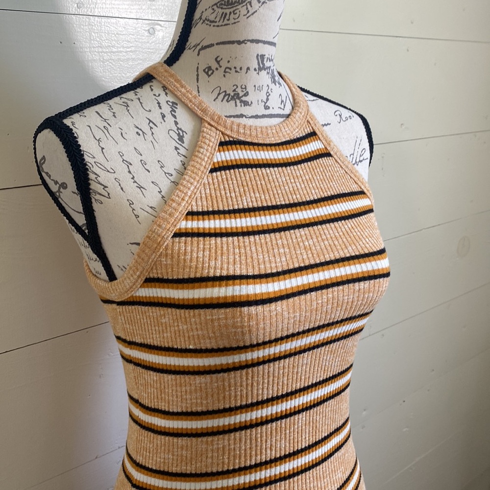 Stripped Halter Neck Ribbed Tank Top - Picture 3 of 7